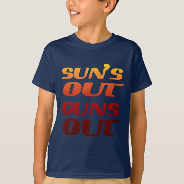 CAMISETA SOL ESTÁ FORA ARMAS ESTÃO FORA (Frente)