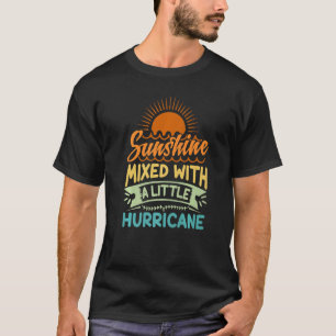 Camiseta Sol Misturado Com Um Pequeno Prêmio De Furacão