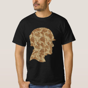 Camiseta Soldado com Camuflagem do Deserto e Capacete