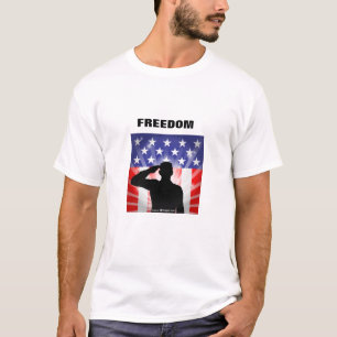 Camiseta Soldado que sauda a bandeira dos E.U.