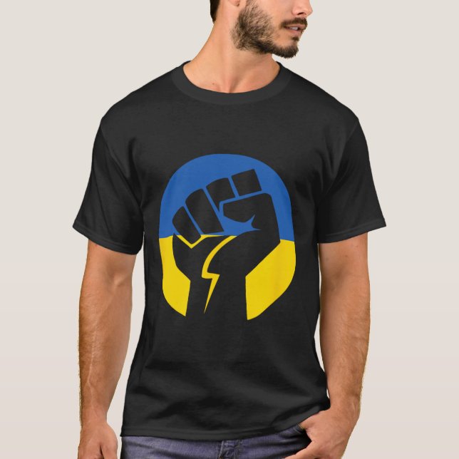 Camiseta Solidariedade Unida Com A Ucrânia Chamado Punho  (Frente)