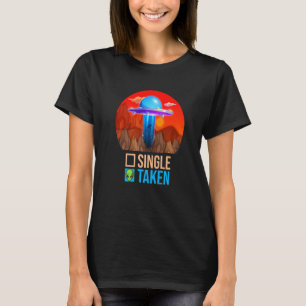 Camiseta Solteiro De Casal Cortado Ou Namorados OVNI De Ali