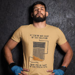 Camiseta Solução de Química Engraçada<br><div class="desc">Esta camiseta de novidade é uma obrigação para qualquer nerd de química que não tenha medo de mostrar sua paixão. O slogan "Se você não é parte da solução, então você é parte do Precipitado", combinado com o símbolo icônico do cilindro de solução, certamente virará cabeças dentro e fora do...</div>