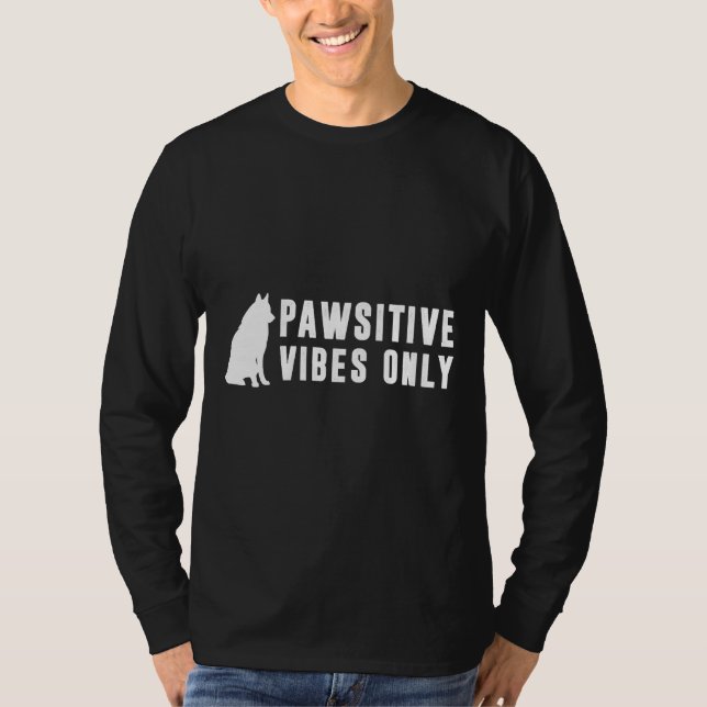 Camiseta Somente Vibes Pawsitive do rouco (Frente)