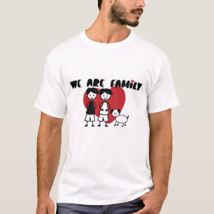 Camiseta Somos da Família - com Gay, dois homens e cães
