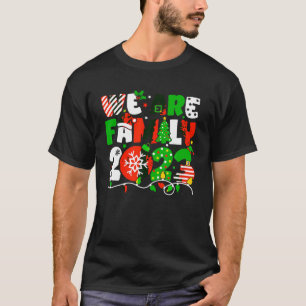 Camiseta Somos Família 2023 Papais noeis de Árvore Natal Gr