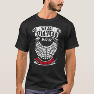 Camiseta Somos Inúteis Agora Agimos Em Conformidade