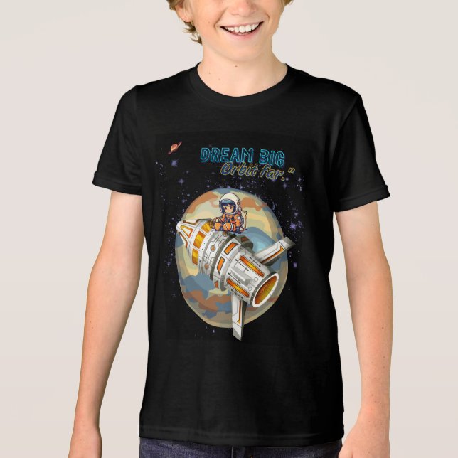 CAMISETA SONHE GRANDE ÓRBITA DISTANTE (Frente)