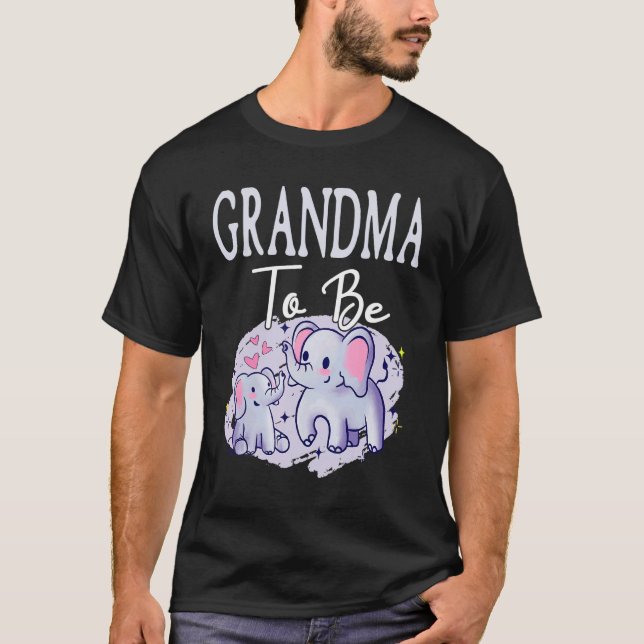 Camiseta Soon Grandma To Be Elephants For Baby Shower Gende (Frente)