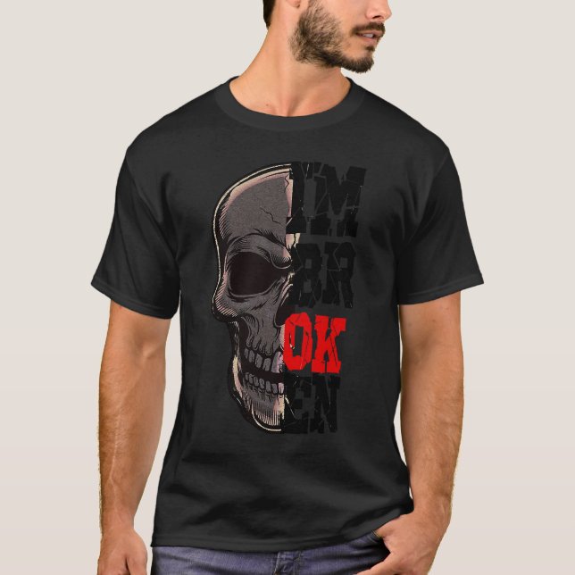 Camiseta Sorriso Confuso Sou uma Doença Invisível Quebrada  (Frente)