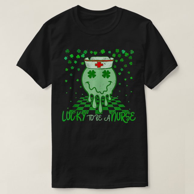 Camiseta Sorte de ser enfermeiro Scrub RN ICU ER St Patrick (Frente do Design)