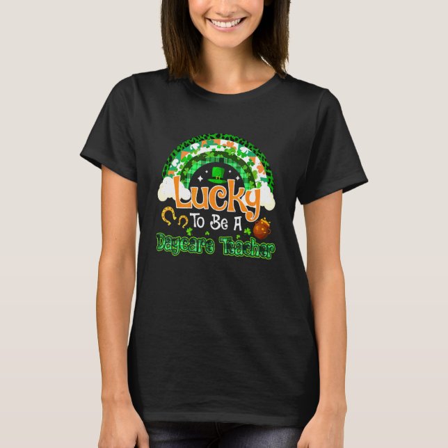 Camiseta Sorte Ser Professora De Cuidados De Dia Shamrock R (Frente)