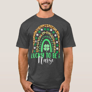 Camiseta Sorte Ser Uma Enfermeira Rainbow Leopard St Patric