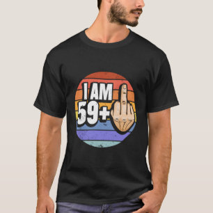 Camiseta Sou 59 Mais 1 Dedo Médio Por 60