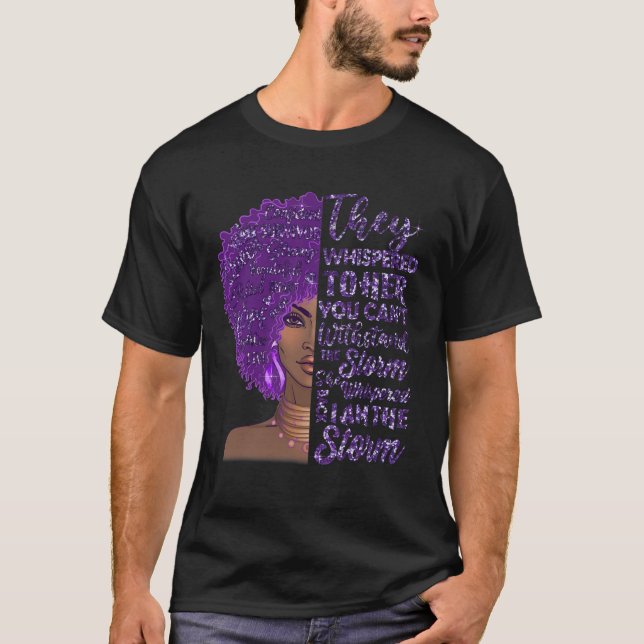 Camiseta Sou a tempestade Forte Mulher Negra Roxa Sobredosa (Frente)