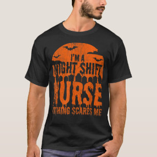 Camiseta Sou enfermeira do turno da noite. Nada me assusta 