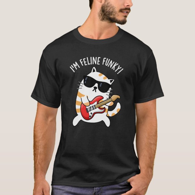 Camiseta Sou Feline Funky Gato Engraçado Pun Dark BG (Frente)