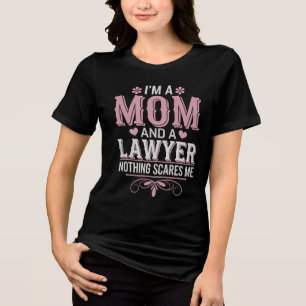CAMISETA SOU MÃE E ADVOGADO. NADA ME ASSUME