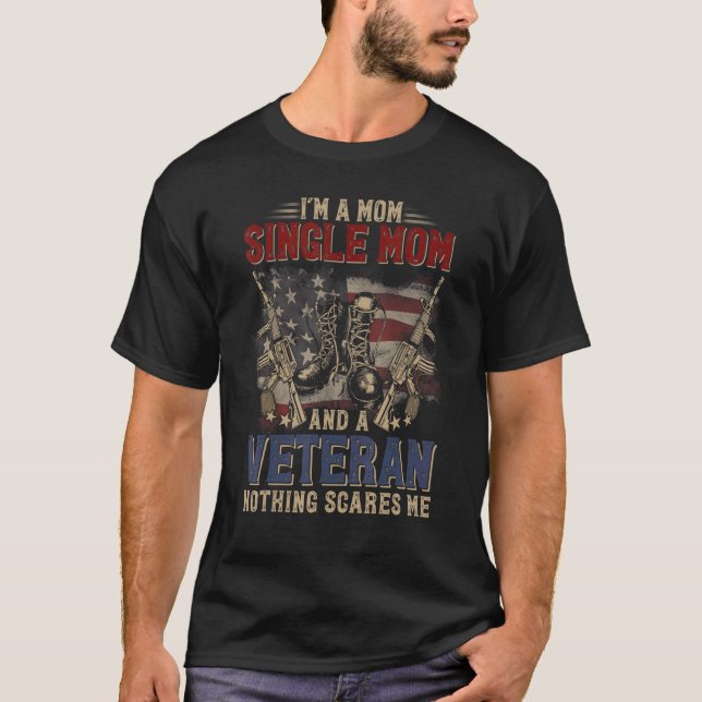 Camiseta Sou mãe Solteiro mãe e veterana, bandeira american (Frente)