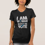 Camiseta Sou Mulher Que Me Vê Votar Vintage<br><div class="desc">Sou Mulher Que Me Vê Votar Vintage</div>