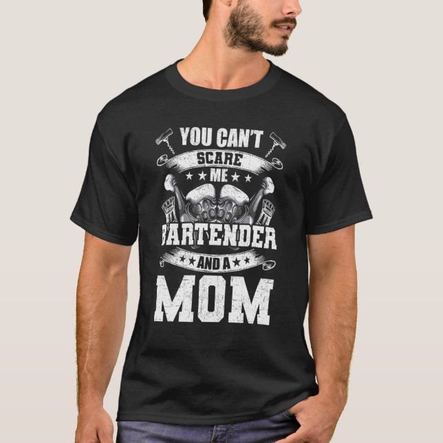 Camiseta Sou um barman e mãe barman Barman 1 (Frente)