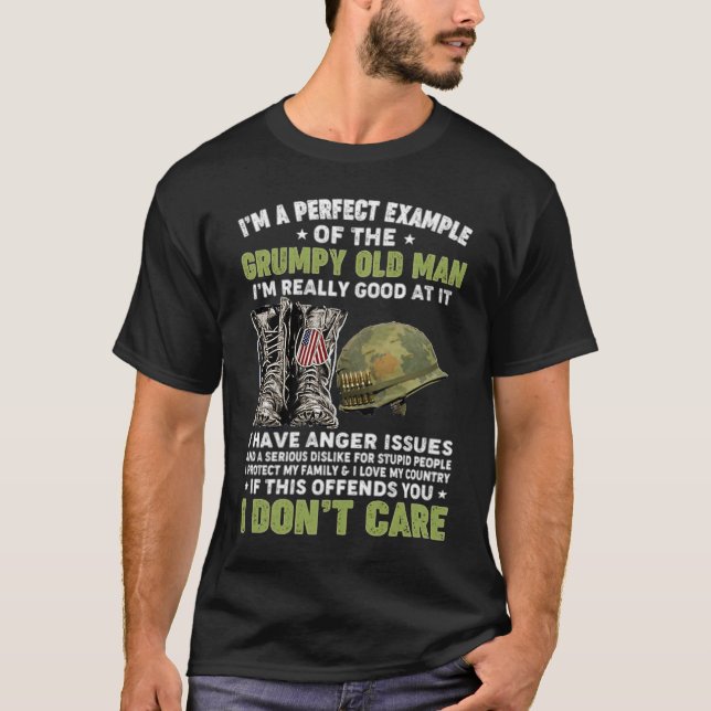 Camiseta Sou um exemplo perfeito do velho rabugento que sou (Frente)