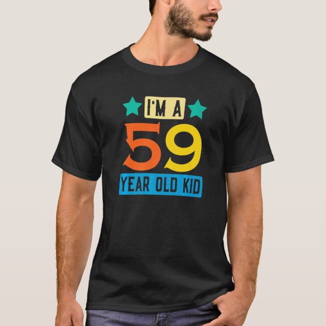 Camiseta Sou um garoto de 59 anos, 59ª Celebração de Aniver (Frente)