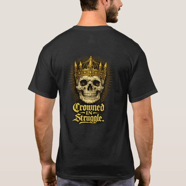 Camiseta Soulaan Flag 'Crowned In Struggle' Statement  (Verso)