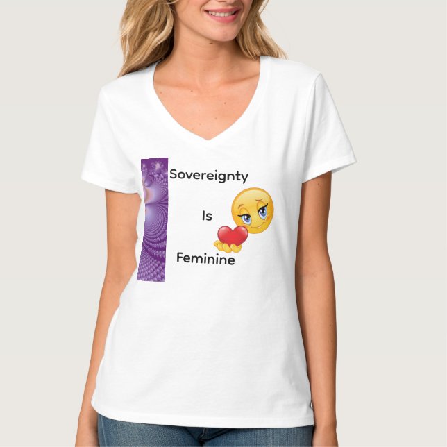 Camiseta Sovereignty Is Feminine (Frente)