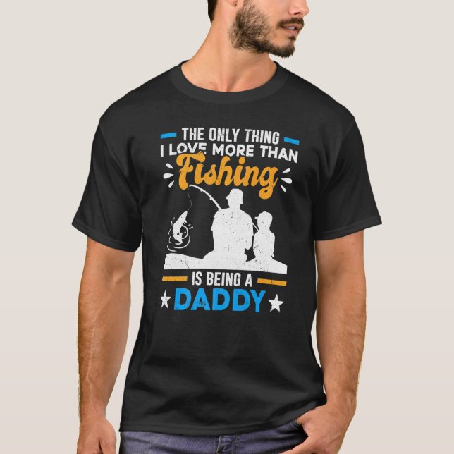 Camiseta Special Grandpa Dad More Than Love Fishing Is Bein (Frente)