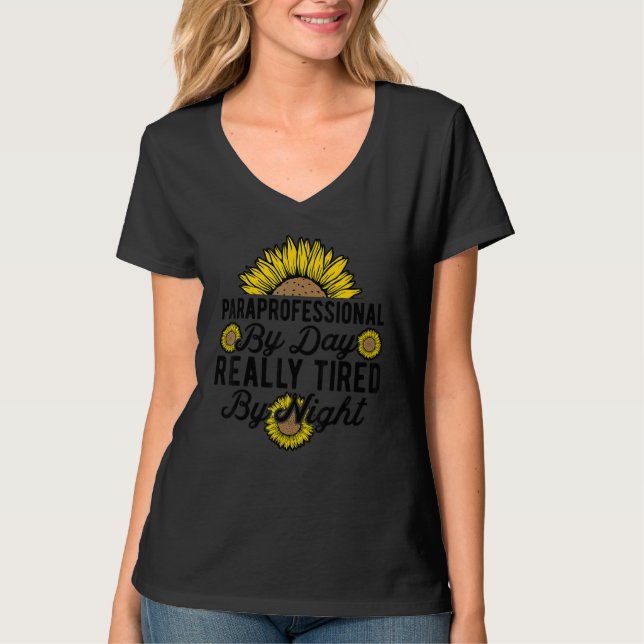 Camiseta SPED Teacher Paraprofessional By Day Really Tired  (Frente)