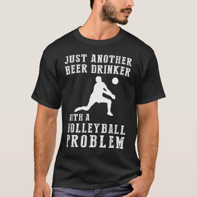 Camiseta Spikes & Sips: Apenas outro Beer Beer Drinker com  (Frente)
