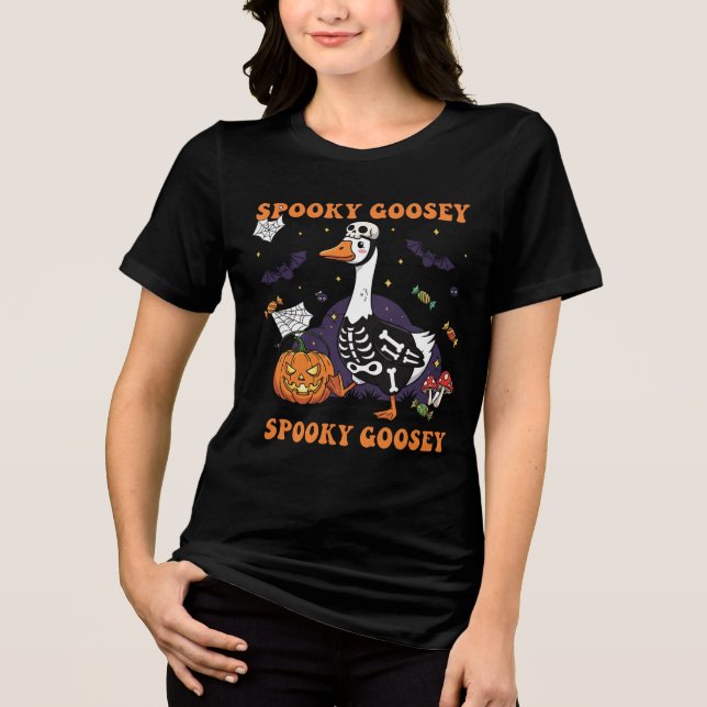 Camiseta Spooky Goosey Halloween | Skeleton engraçado (Frente)