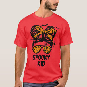 Camiseta Spooky Kid Halloween para Meninas Jovens Messy Bun