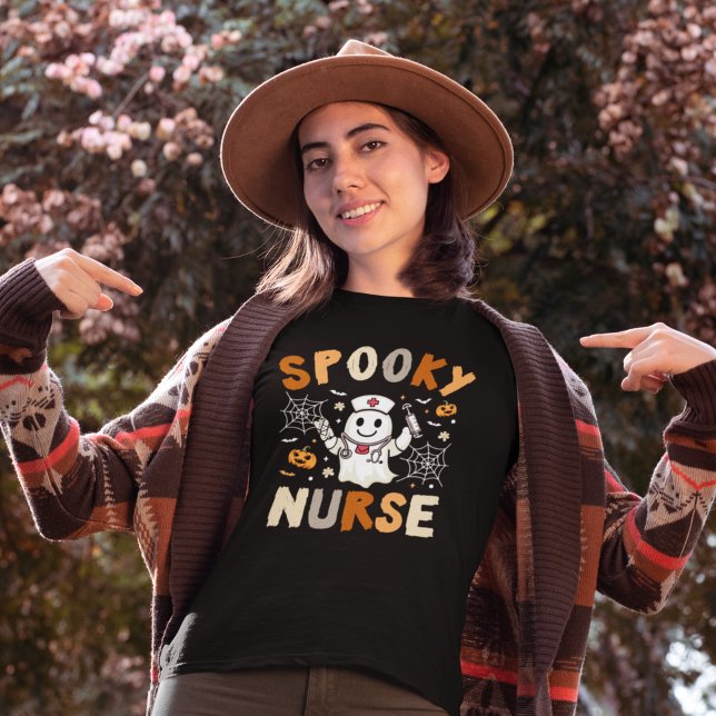 Camiseta Spooky Nurse, Fun Halloween Nurse (Criador carregado)