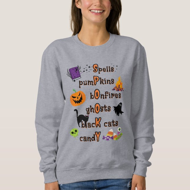 Camiseta SPOOKY Spelling com todas as coisas Halloween (Frente)