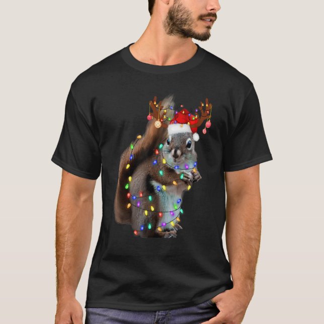 Camiseta Squirrel Christmas Decorations Santa Hat Xmas Ligh (Frente)