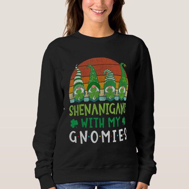 Camiseta St Patricks Day Gnome Let Shenanigans Begin Shamro (Frente)