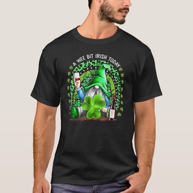 Camiseta St Patrick's Day Irish Gnome Drink Wine Shamrock R (Frente)