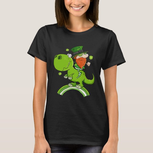 Camiseta St Patricks Day Leprechaun Riding A Dinosaur Shamr (Frente)