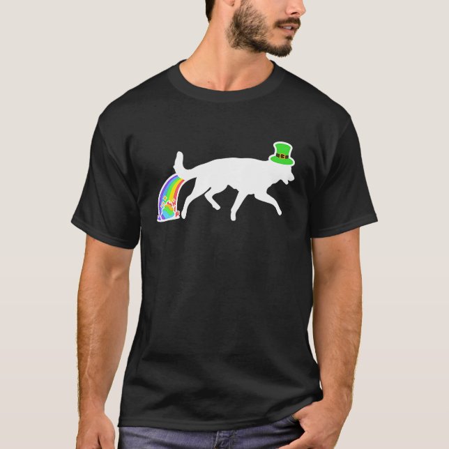Camiseta St Patrick's Day Rainbow Dog  German Shepherd (Frente)
