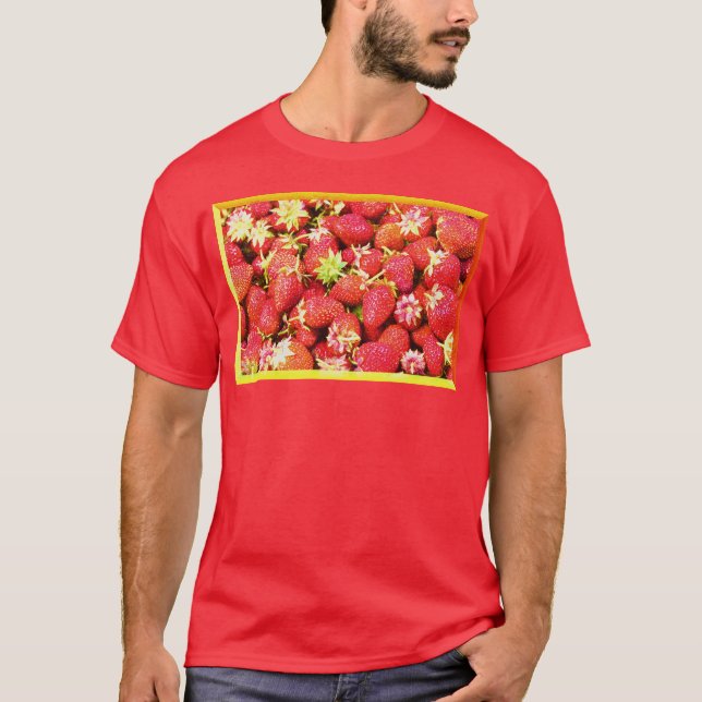 Camiseta "Stack of Strawberry Fruta" Foto bonita. Compre ag (Frente)