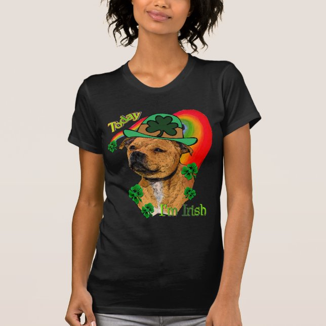 Camiseta Staffordshire Bull Terrier Rua. (Frente)