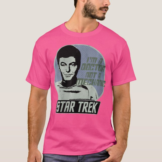 Camiseta Star Trek Original Series Mccoy Eu Sou Médico (Frente)