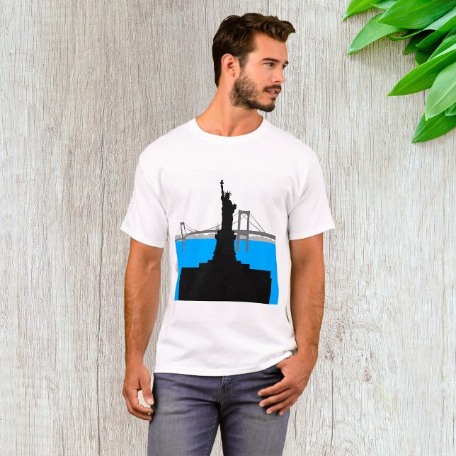 Camiseta Statue of Liberty Silhouette New York Skyline (Criador carregado)