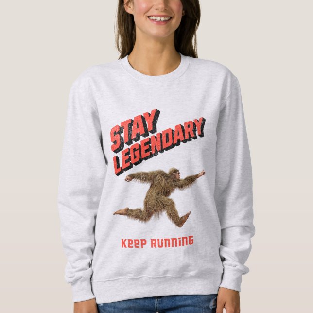 Camiseta Stay Legendary, Keep Running Funny Bigfoot (Frente)