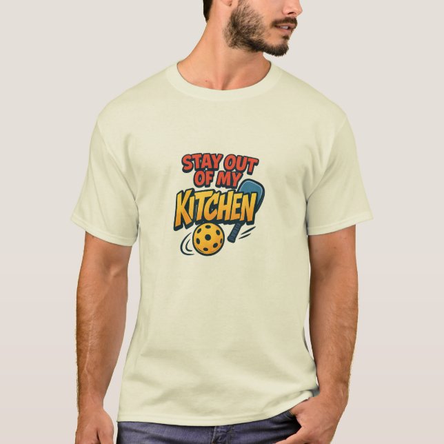 Camiseta Stay Out of My Kitchen Premium (Frente)