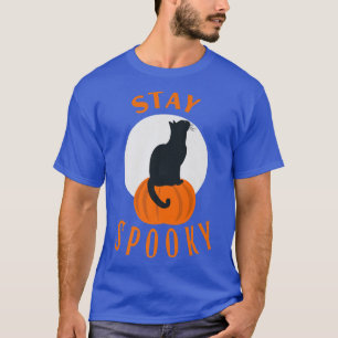 Camiseta Stay Spooky Cute Black Cat Sit on Pumpkin Hallowee