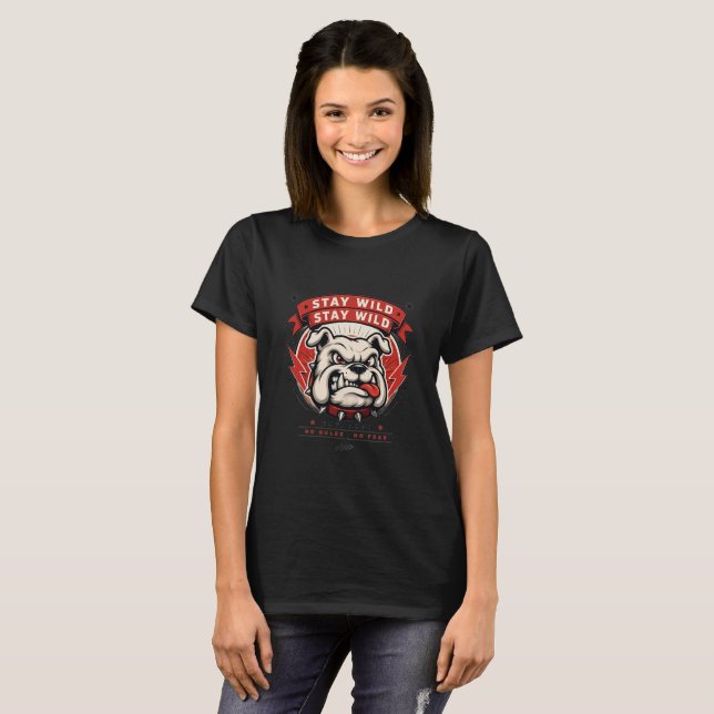 Camiseta Stay Wild Bulldog (Frente Completa)
