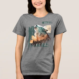 Camiseta "Stay Wild" Howling Wolf Customizable  